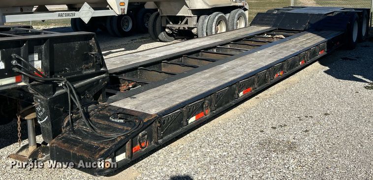 image for item NJ9637 2006 Witzco RG-35 Challenger lowboy equipment trailer