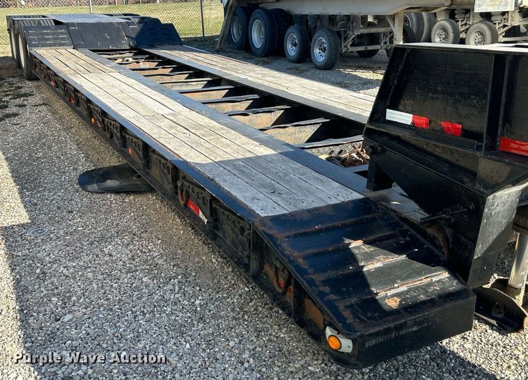 image for item NJ9637 2006 Witzco RG-35 Challenger lowboy equipment trailer