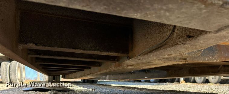 image for item NJ9637 2006 Witzco RG-35 Challenger lowboy equipment trailer