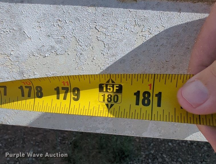 image for item NW9742 1977 Hobbs A8800142E dry van trailer