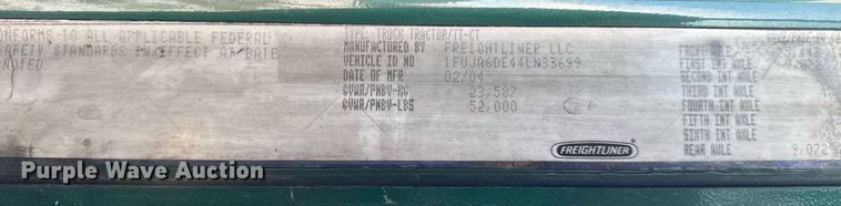 image for item OG9761 2004 Freightliner Columbia 120 semi truck