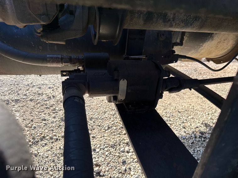 image for item OG9771 1994 Mack  RD688S semi truck