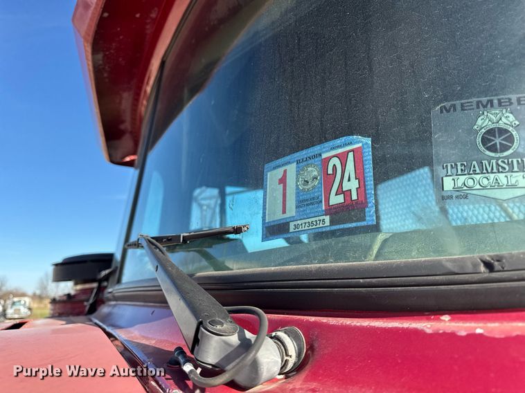 image for item OG9771 1994 Mack  RD688S semi truck