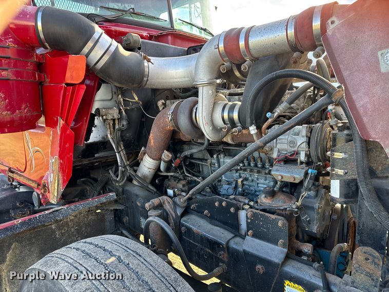 image for item OG9771 1994 Mack  RD688S semi truck