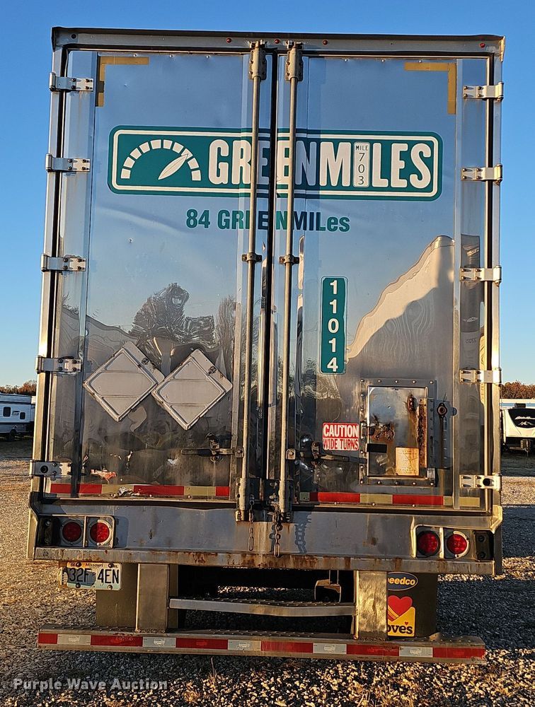 image for item OJ9106 2008 Wabash refrigerated van trailer