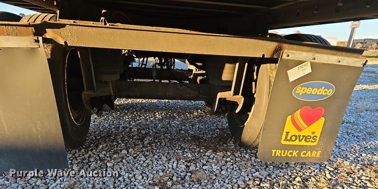 image for item OJ9106 2008 Wabash refrigerated van trailer