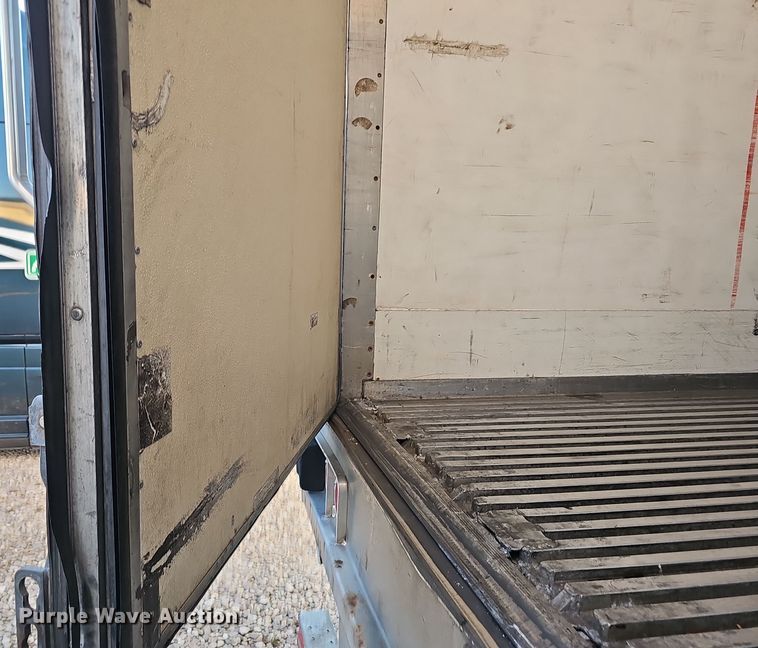 image for item OJ9106 2008 Wabash refrigerated van trailer