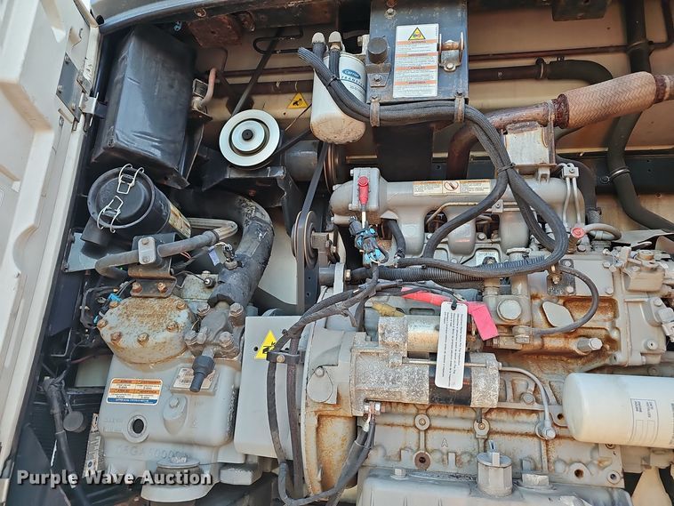 image for item OJ9106 2008 Wabash refrigerated van trailer