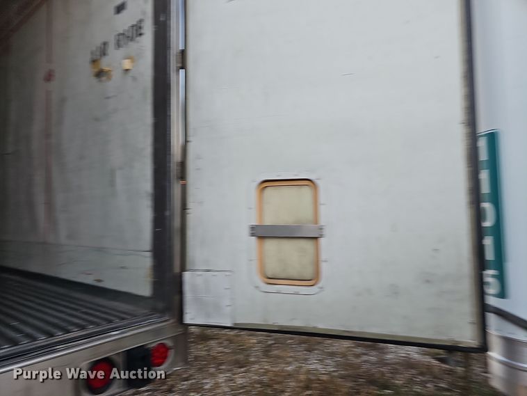 image for item OJ9107 2008 Wabash refrigerated van trailer