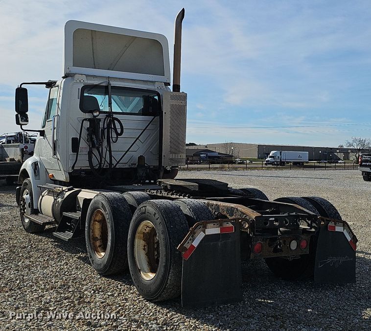image for item OJ9171 2009 International 8600 SBA 6X4 semi truck