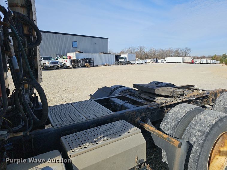 image for item OJ9171 2009 International 8600 SBA 6X4 semi truck