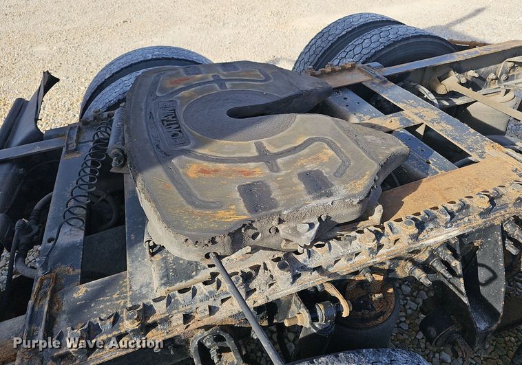 image for item OJ9171 2009 International 8600 SBA 6X4 semi truck