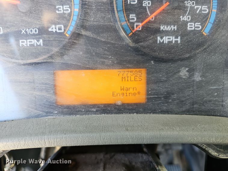 image for item OJ9171 2009 International 8600 SBA 6X4 semi truck