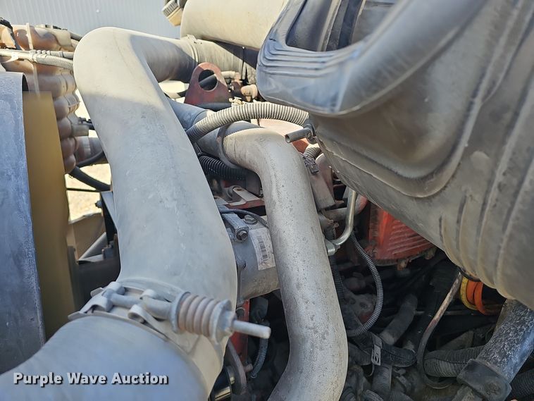 image for item OJ9171 2009 International 8600 SBA 6X4 semi truck