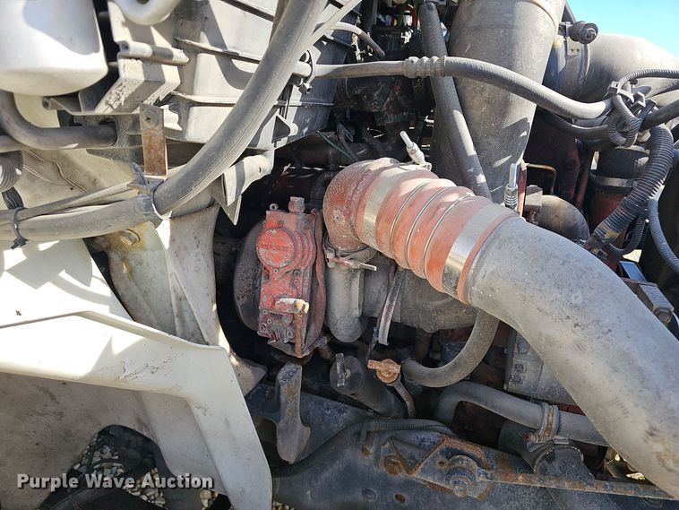 image for item OJ9171 2009 International 8600 SBA 6X4 semi truck