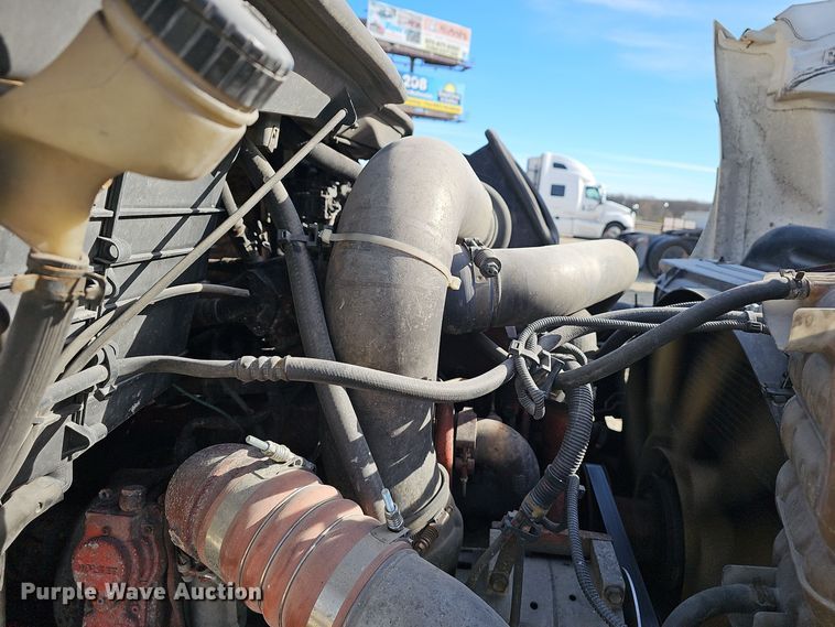 image for item OJ9171 2009 International 8600 SBA 6X4 semi truck