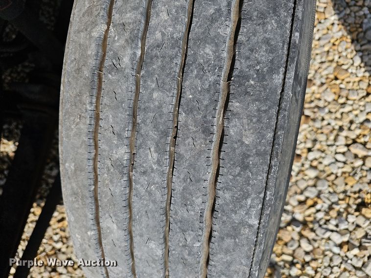 image for item OJ9171 2009 International 8600 SBA 6X4 semi truck