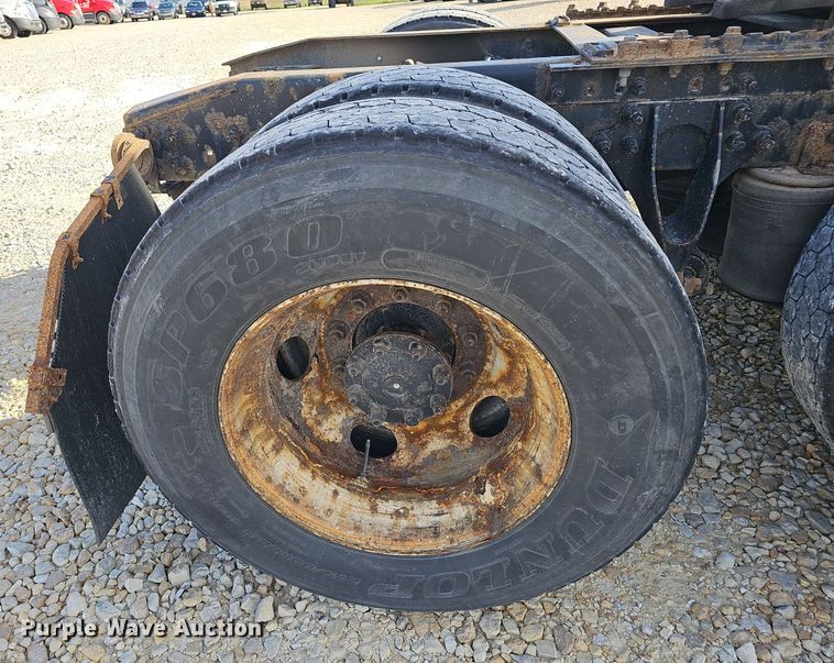 image for item OJ9171 2009 International 8600 SBA 6X4 semi truck