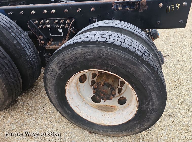 image for item OJ9277 Rear axle assembly