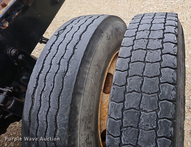 image for item OJ9277 Rear axle assembly