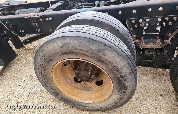 image for item OJ9277 Rear axle assembly