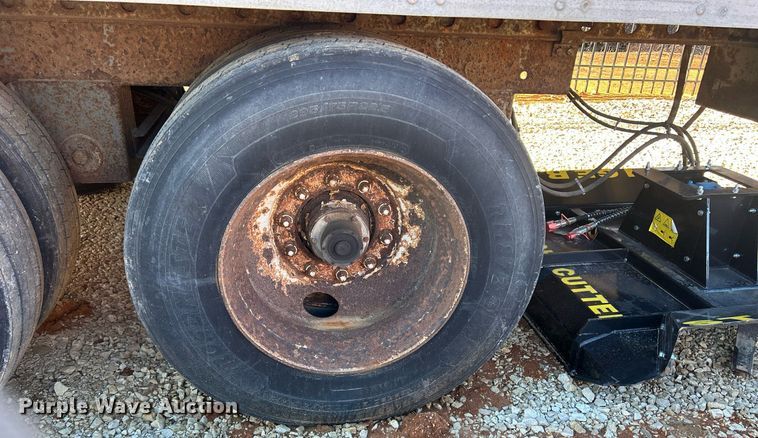 image for item OJ9306 1994 Trailmobile 01JA-1RAY dry van trailer