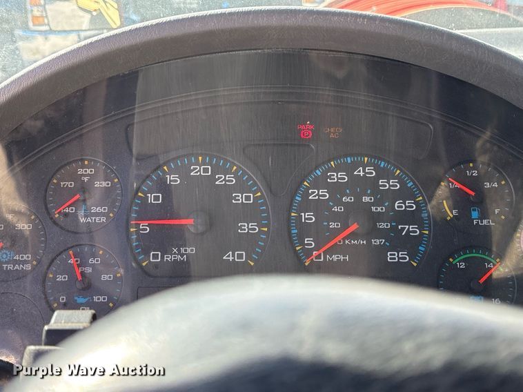 image for item OK9374 2006 International 7600 vacuum truck