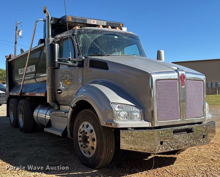 image for item OK9409 2020 Kenworth T880 dump truck