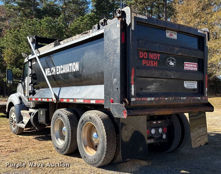 image for item OK9409 2020 Kenworth T880 dump truck