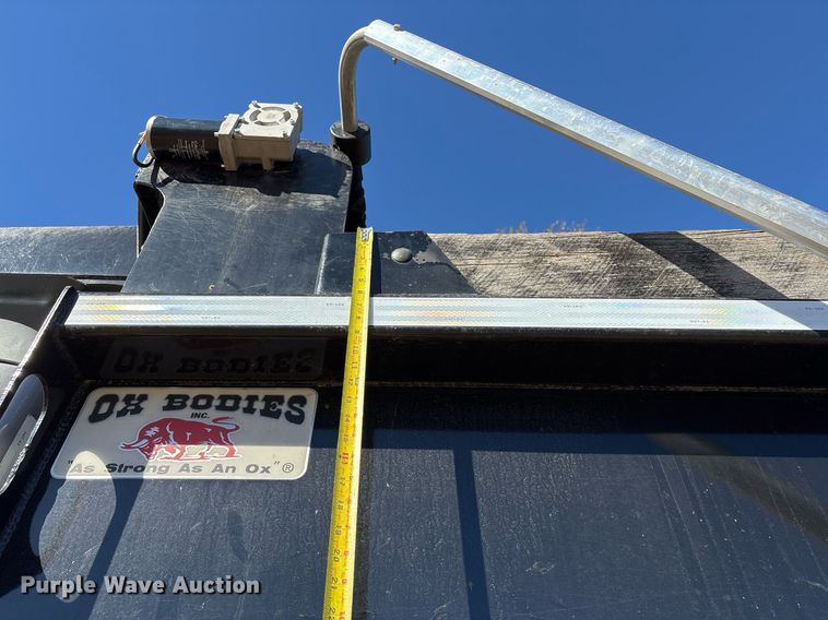 image for item OK9409 2020 Kenworth T880 dump truck