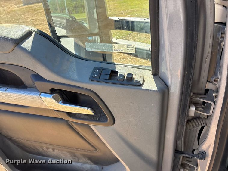 image for item OK9409 2020 Kenworth T880 dump truck