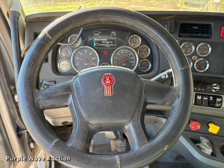 image for item OK9409 2020 Kenworth T880 dump truck