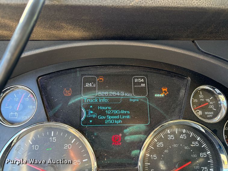 image for item OK9409 2020 Kenworth T880 dump truck