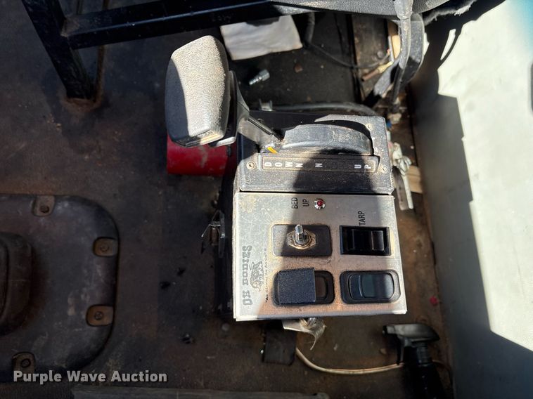 image for item OK9409 2020 Kenworth T880 dump truck