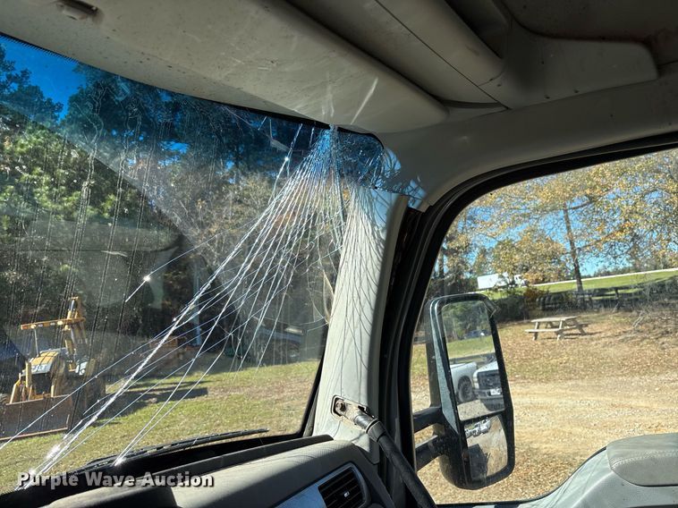 image for item OK9409 2020 Kenworth T880 dump truck