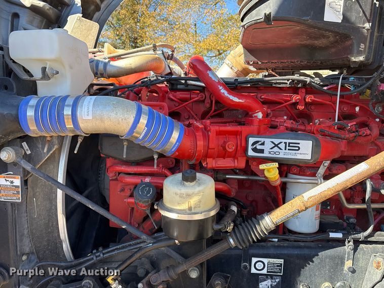 image for item OK9409 2020 Kenworth T880 dump truck