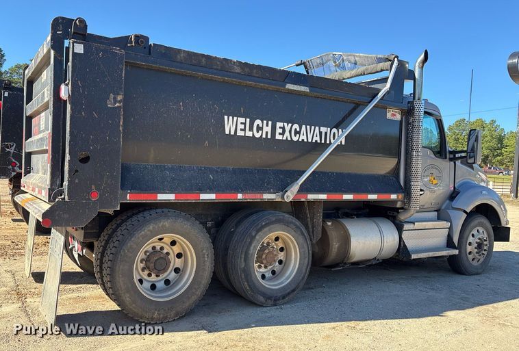 image for item OK9410 2020 Kenworth T880 dump truck