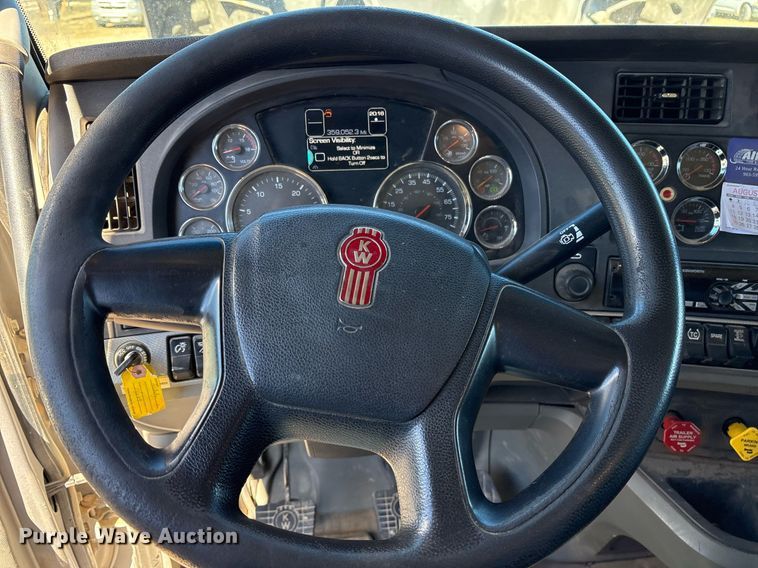 image for item OK9410 2020 Kenworth T880 dump truck