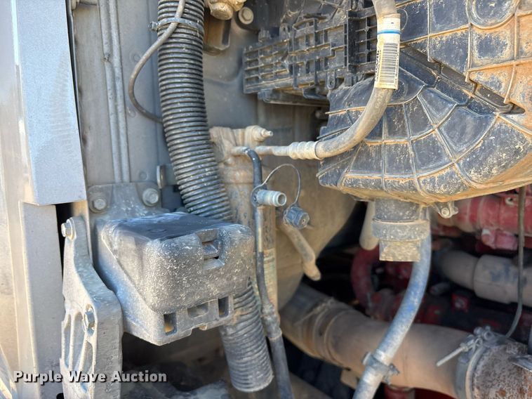 image for item OK9410 2020 Kenworth T880 dump truck