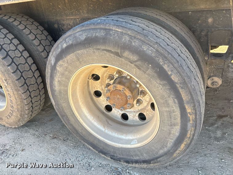 image for item OK9410 2020 Kenworth T880 dump truck