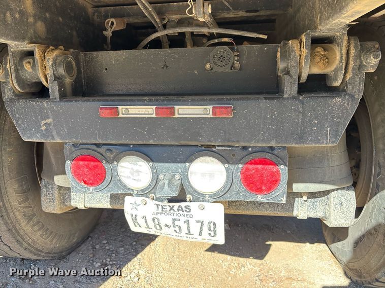 image for item OK9410 2020 Kenworth T880 dump truck