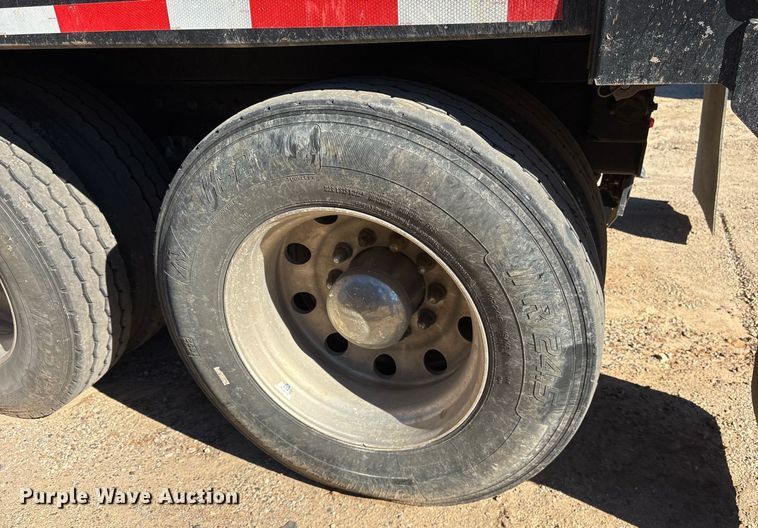 image for item OK9410 2020 Kenworth T880 dump truck