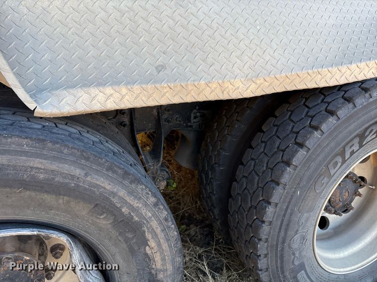 image for item OK9411 2016 International Prostar Plus 122  dump truck