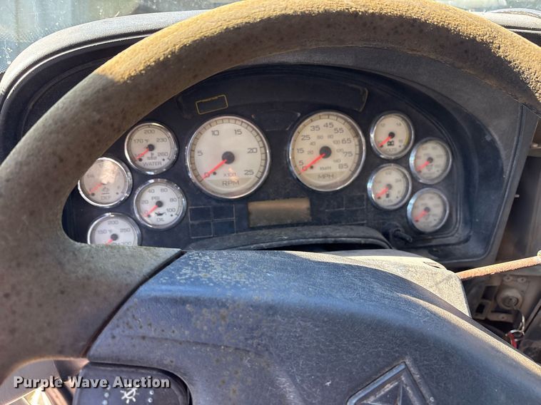 image for item OK9411 2016 International Prostar Plus 122  dump truck