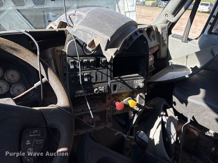 image for item OK9411 2016 International Prostar Plus 122  dump truck