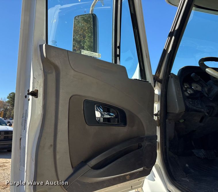 image for item OK9411 2016 International Prostar Plus 122  dump truck