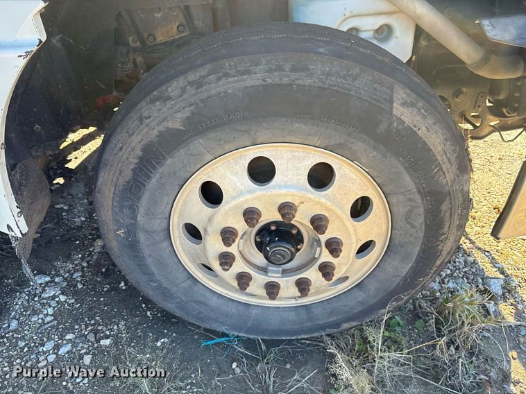 image for item OK9411 2016 International Prostar Plus 122  dump truck