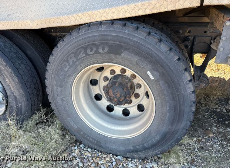 image for item OK9411 2016 International Prostar Plus 122  dump truck