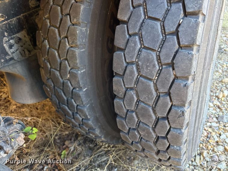 image for item OK9411 2016 International Prostar Plus 122  dump truck