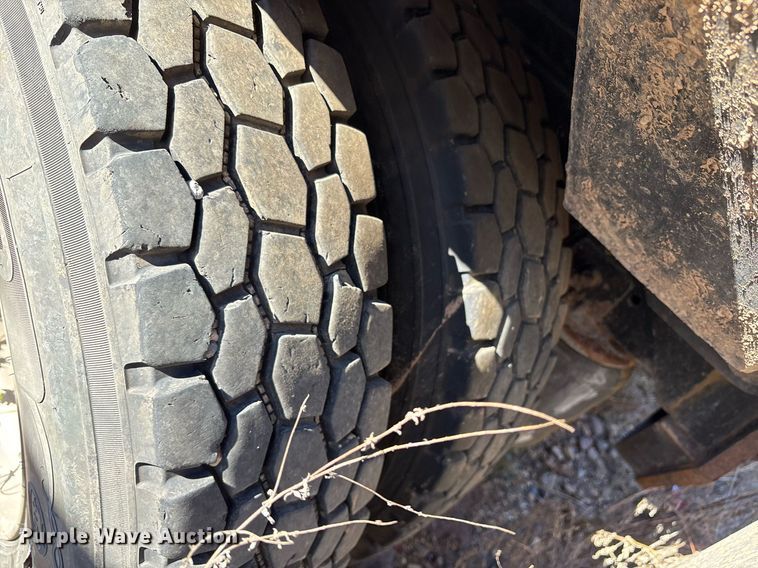 image for item OK9411 2016 International Prostar Plus 122  dump truck